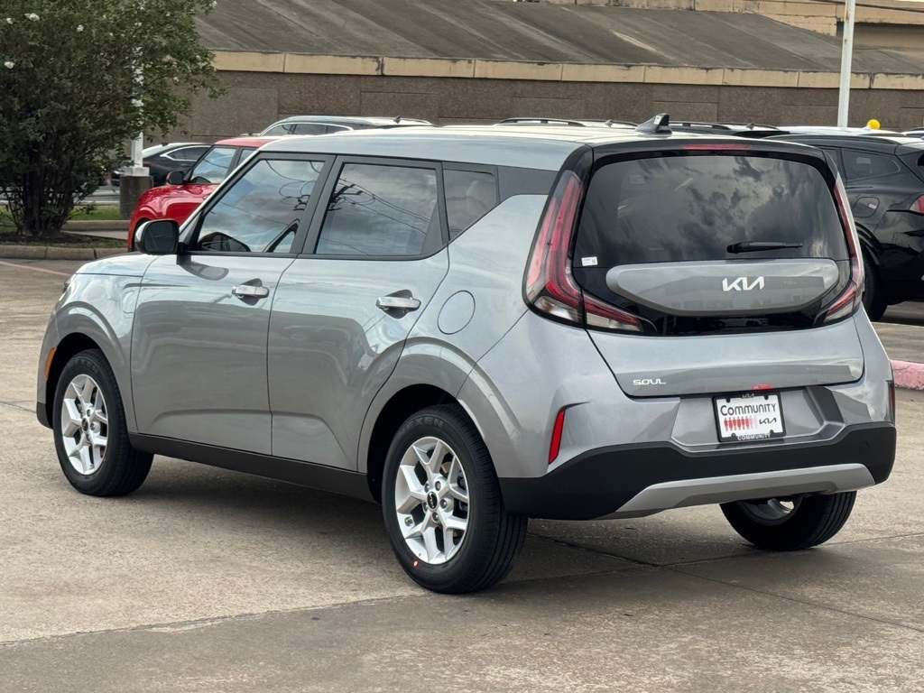 2025 Kia Soul LX Gray at Shottenkirk Kia Fort Bend
