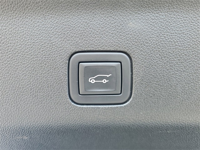 2023 Chevrolet Suburban Premier White at Monument Chevrolet