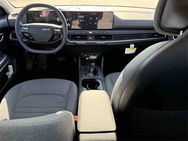 2025 Kia K4 EX - 11