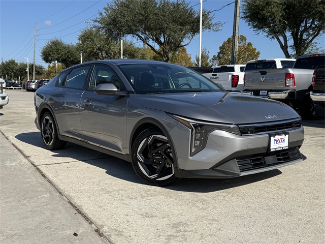 2025 Kia K4 EX - 1