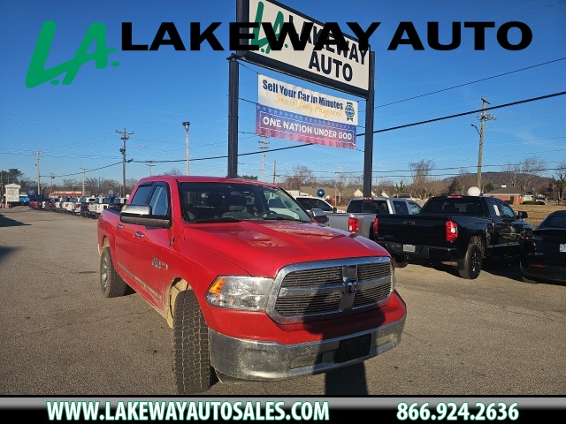 2018 RAM 1500 SLT Crew Cab 4WD