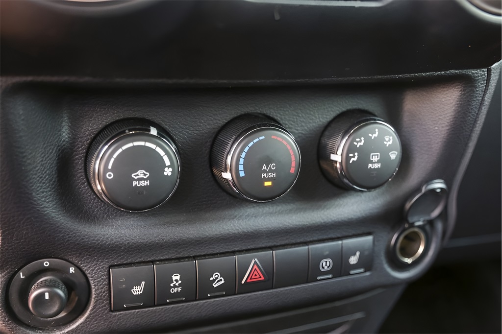 Used Car 2017 Jeep Wrangler  Unlimited Sahara For Sale Under $25,000 In Austin, Texas