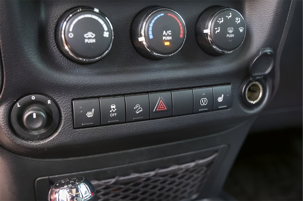 Used Car 2017 Jeep Wrangler  Unlimited Sahara For Sale Under $25,000 In Austin, Texas