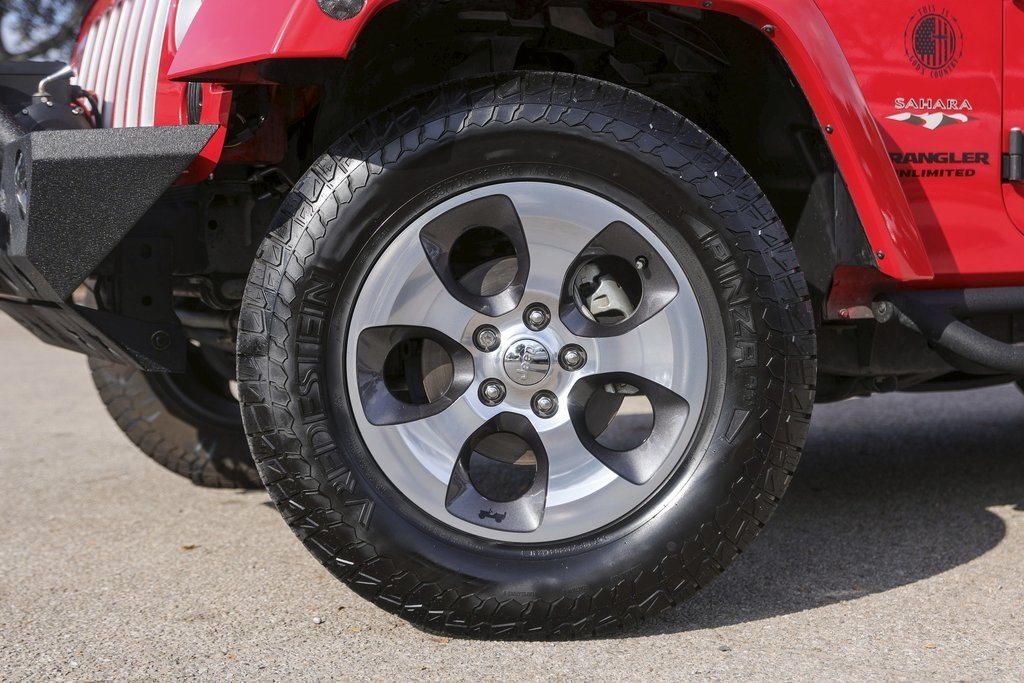 Used Car 2017 Jeep Wrangler  Unlimited Sahara For Sale Under $25,000 In Austin, Texas