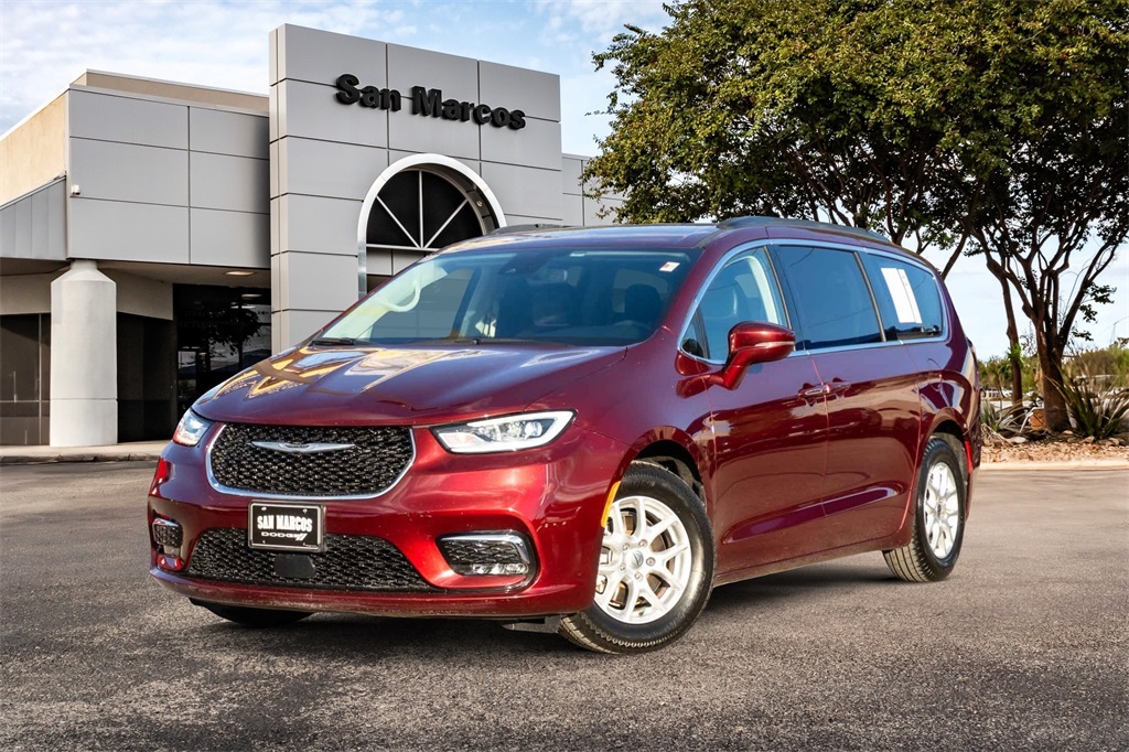 Used Car 2022 Chrysler Pacifica  Touring L For Sale Under $30,000 In San Marcos, Texas