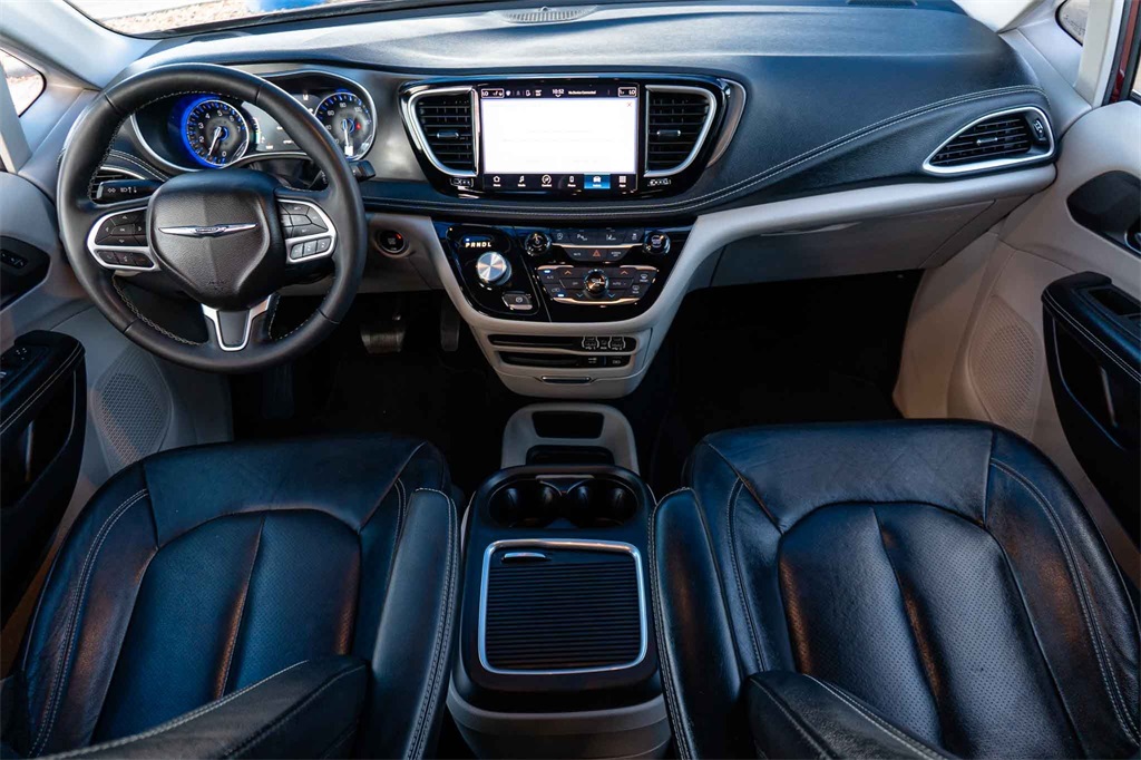 Used Car 2022 Chrysler Pacifica  Touring L For Sale Under $30,000 In San Marcos, Texas