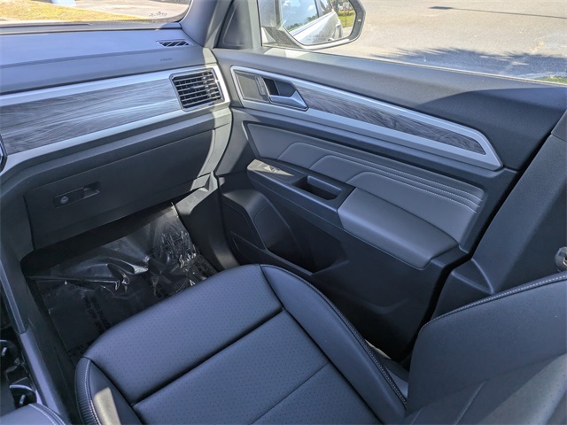 2023 Volkswagen Atlas Cross Sport 3.6L V6 SE w/Technology  at Stokes Volkswagen