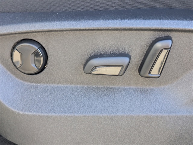 2023 Volkswagen Atlas Cross Sport 3.6L V6 SE w/Technology  at Stokes Volkswagen