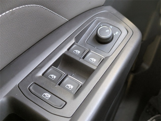 2023 Volkswagen Atlas Cross Sport 3.6L V6 SE w/Technology  at Stokes Volkswagen