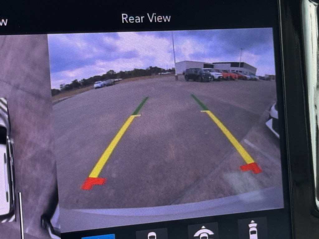 2019 Chrysler Pacifica Touring L Plus White at Durrett Motor Company