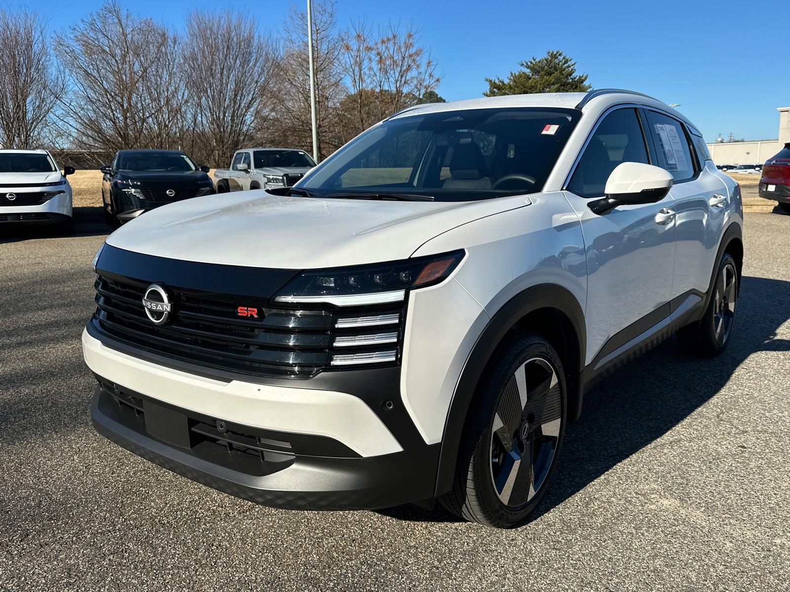 2025 Nissan Kicks SR FWD