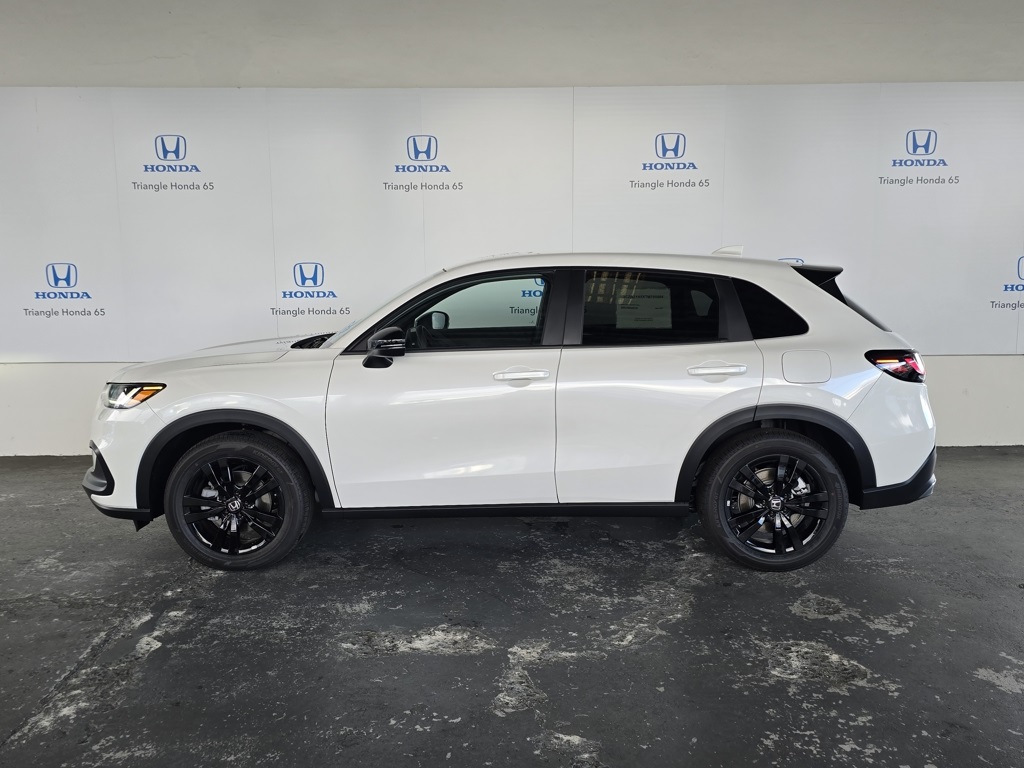 Thumbnail: 2026 Honda HR-V - 3