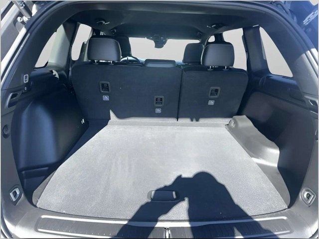 JeepGrand Cherokee11