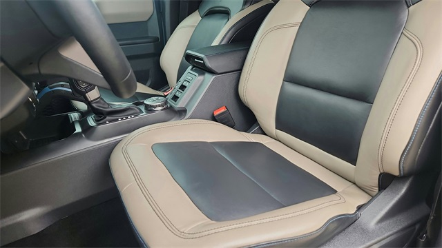 2024 Ford Bronco - Image 10