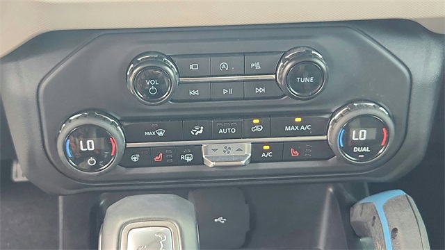 2024 Ford Bronco - Image 19