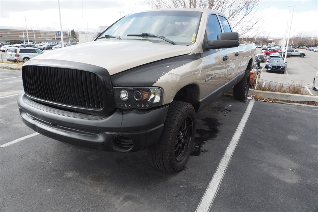2004 Dodge RAM 1500 ST Quad Cab 4WD