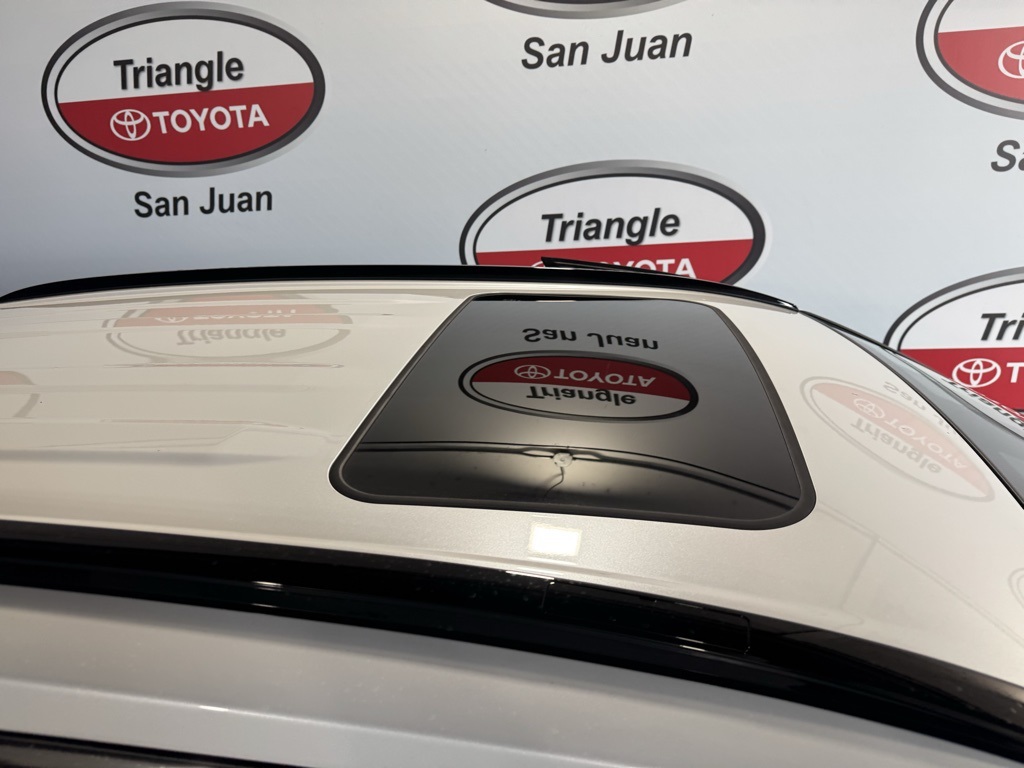 Thumbnail: 2025 Toyota RAV4 - 8