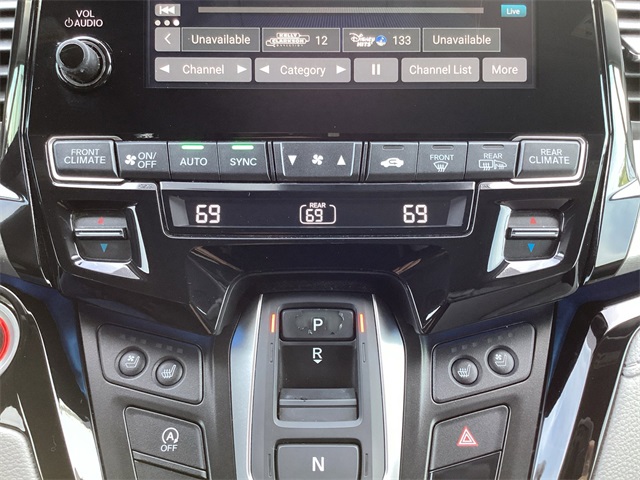 Used Car 2020 Honda Odyssey  Elite For Sale Under $30,000 In San Antonio, Texas