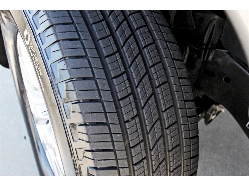 2024 Nissan Frontier SV Gray at Central Houston Nissan