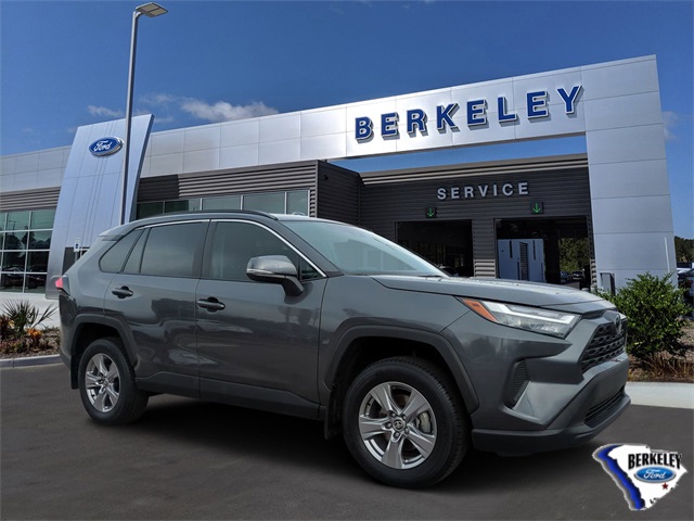 2025 Toyota RAV4 XLE AWD