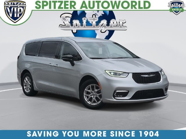 2024 Chrysler Pacifica Touring L FWD