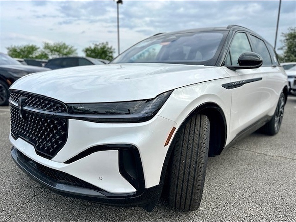 2025 Lincoln Nautilus Hybrid Reserve AWD