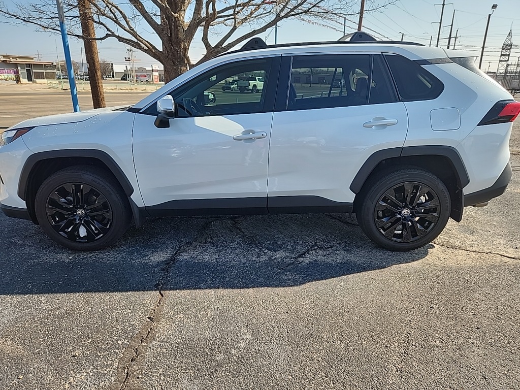 2023 Toyota RAV4 XLE Premium FWD