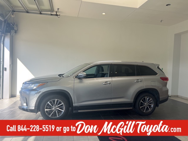 2019 Toyota Highlander XLE Silver at Classic Chevrolet Galveston