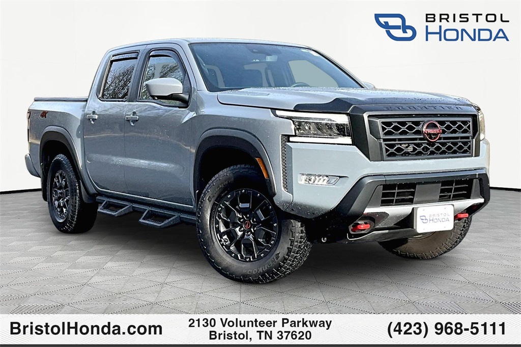 2023 Nissan Frontier PRO-4X Crew Cab 4WD