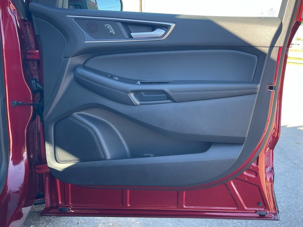 2019 Ford Edge SEL Red at Emmons Autoplex