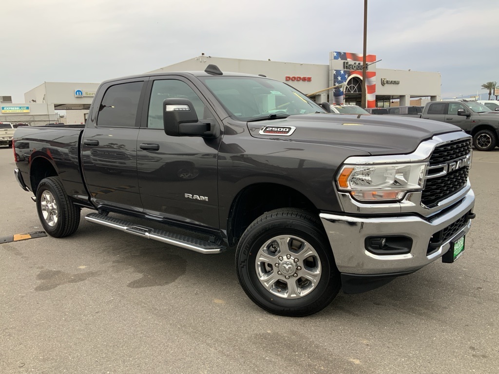 2024 RAM 2500 Big Horn Crew Cab 4WD