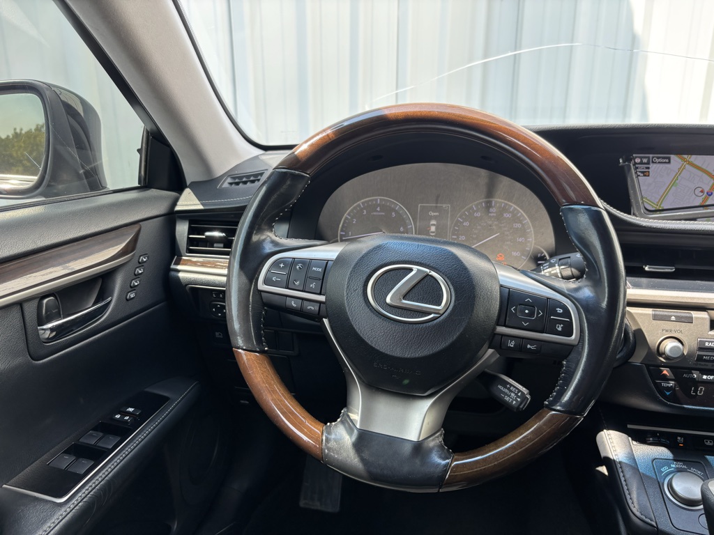 Used Car 2016 Lexus Es  350 For Sale In Austin, Texas