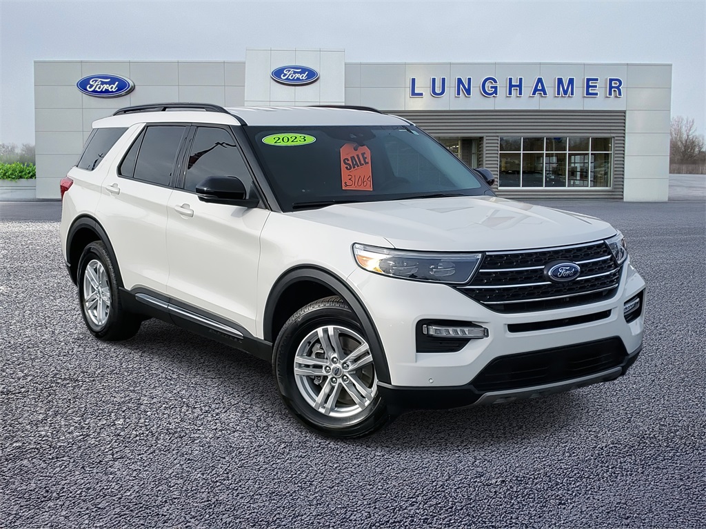 2023 Ford Explorer XLT's photo