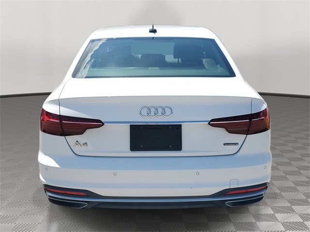 2022 Audi A4 45 S line Premium Plus photo 2