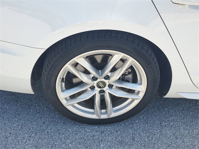 2022 Audi A4 45 S line Premium Plus photo 6