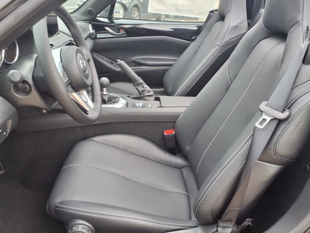 2025 Mazda MX-5 Miata RF Grand Touring - 2