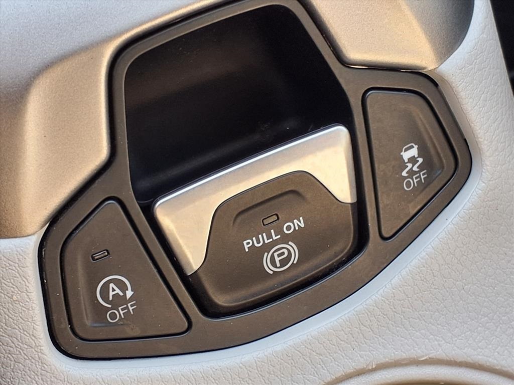 2019 Jeep Compass Latitude Black at Bayshore Chrysler Jeep Dodge Ram