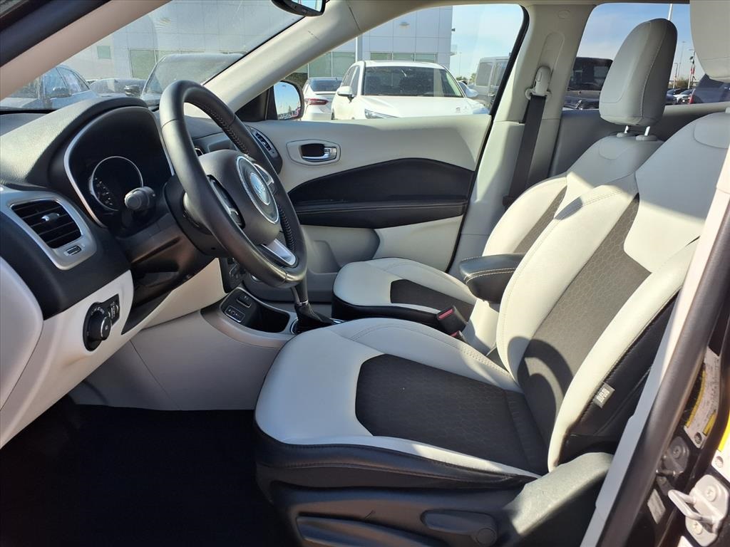 2019 Jeep Compass Latitude Black at Bayshore Chrysler Jeep Dodge Ram