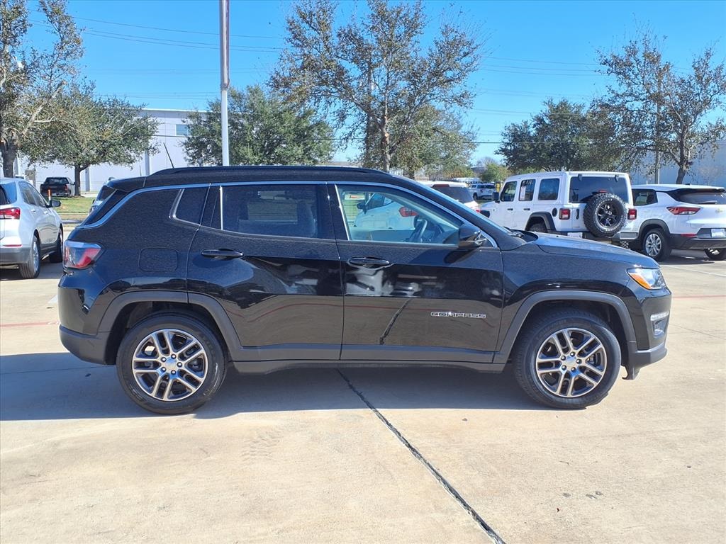 2019 Jeep Compass Latitude Black at Bayshore Chrysler Jeep Dodge Ram