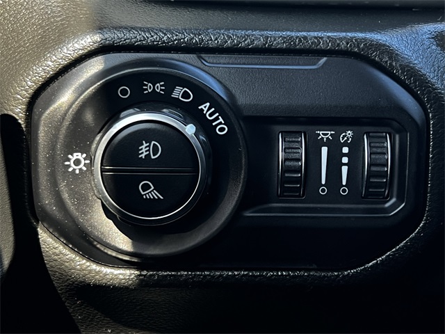 2022 Jeep Gladiator Overland Black at Shottenkirk Kia Fort Bend