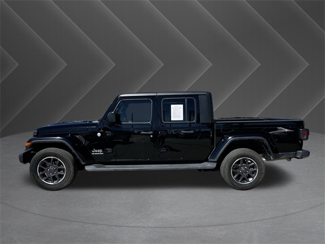 2022 Jeep Gladiator Overland Black at Shottenkirk Kia Fort Bend