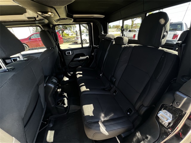 2022 Jeep Gladiator Overland Black at Shottenkirk Kia Fort Bend