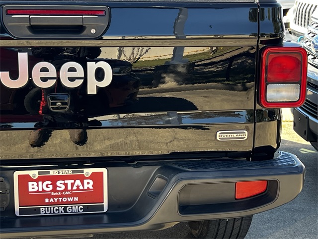 2022 Jeep Gladiator Overland Black at Shottenkirk Kia Fort Bend