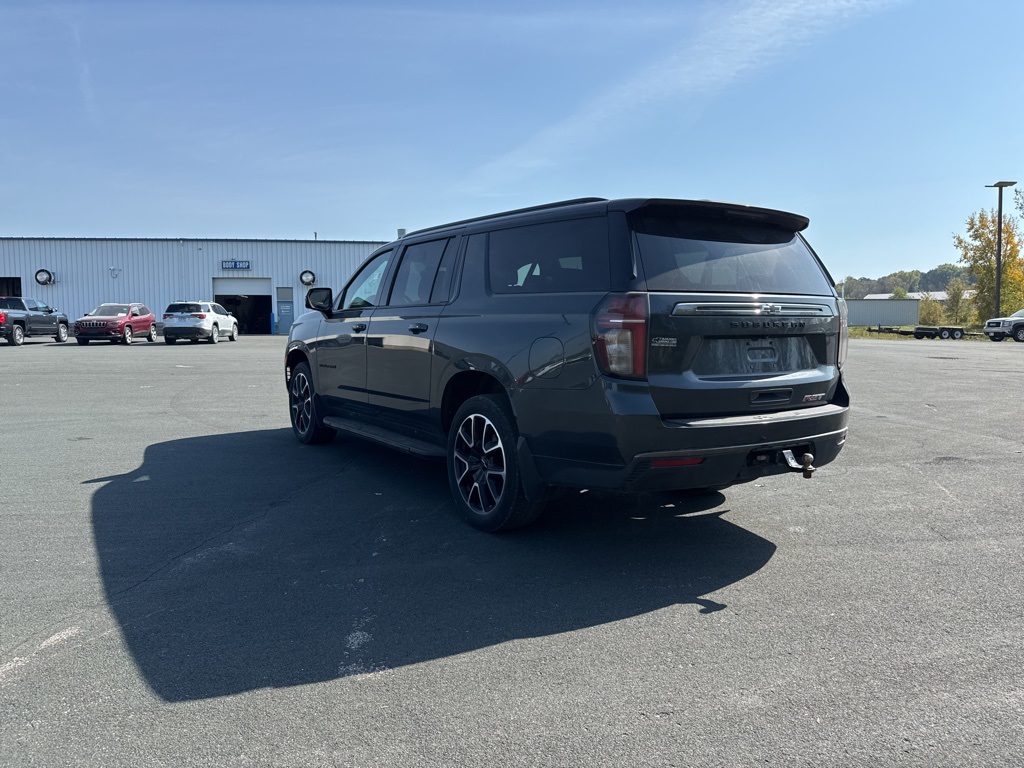 2022 Chevrolet Suburban RST photo 4