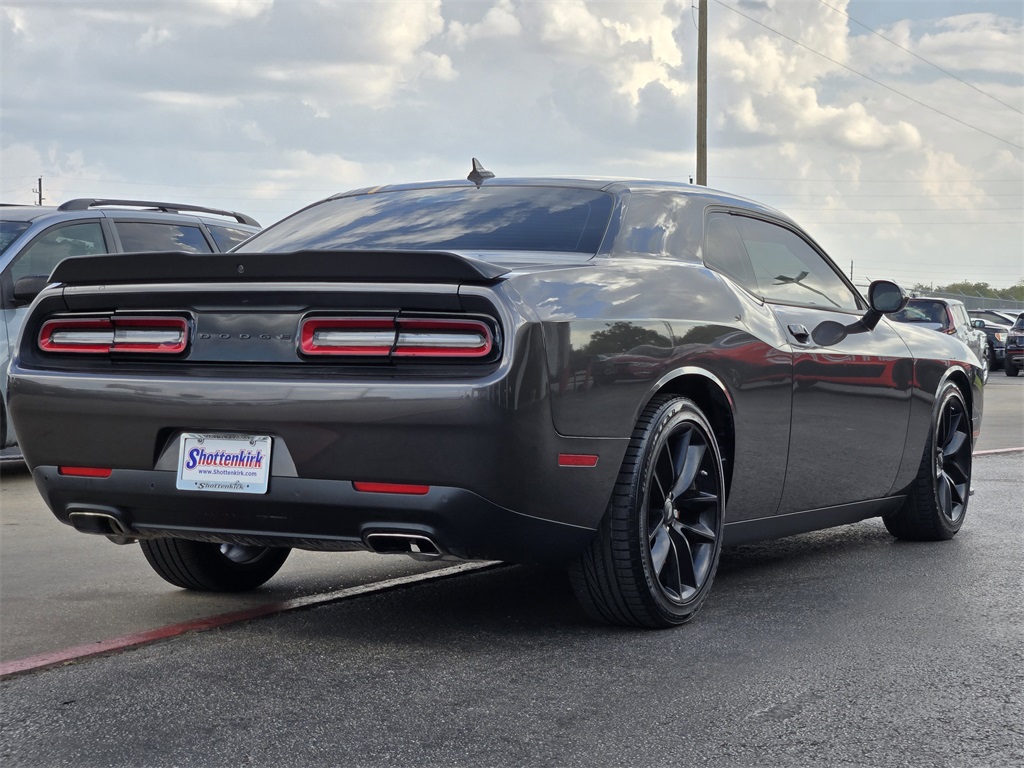 2023 Dodge Challenger GT - 4