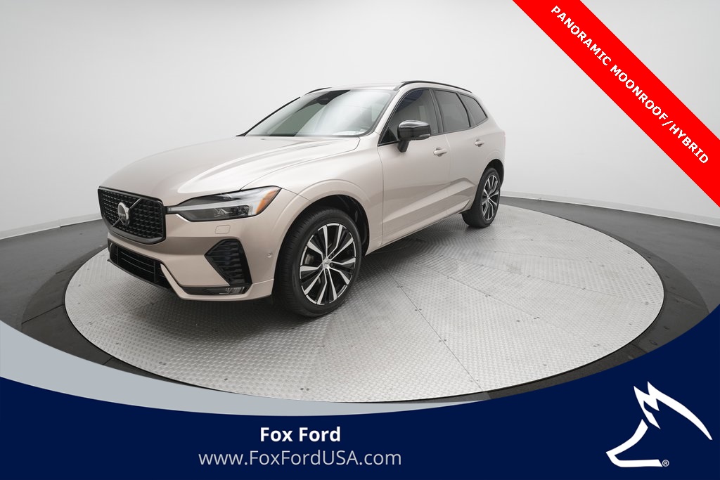 2024 Volvo XC60 B5 Plus Dark Theme AWD