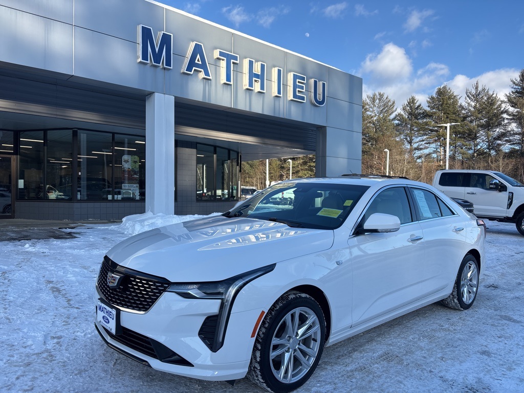 2022 Cadillac CT4 Luxury AWD