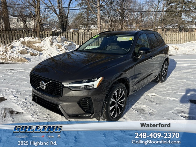 2025 Volvo XC60 B5 Plus Dark Theme AWD