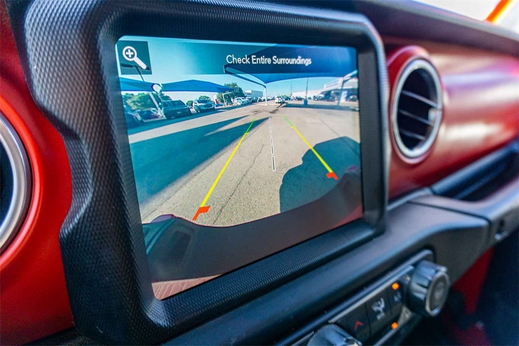 Used Car 2020 Jeep Gladiator  Rubicon For Sale Under $30,000 In San Marcos, Texas