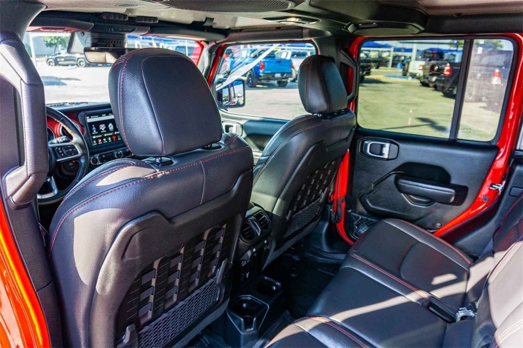 Used Car 2020 Jeep Gladiator  Rubicon For Sale Under $30,000 In San Marcos, Texas